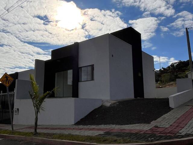 #367 - Casa para Venda em Xanxerê - SC